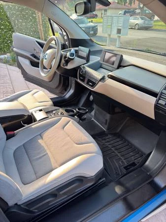 BMW i3 - Image 10 of 15