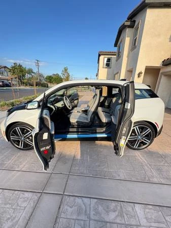BMW i3 - Image 12 of 15