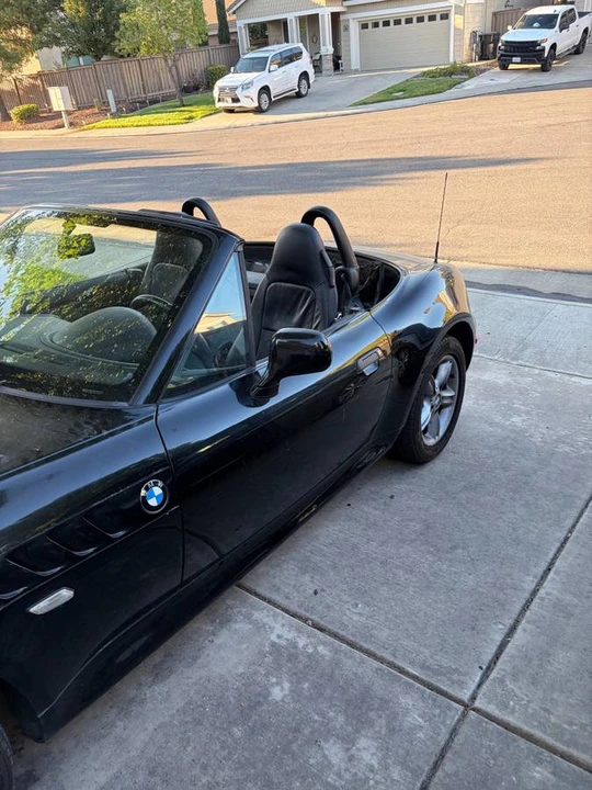 2000 BMW Z3 Roadster - Image 2 of 8