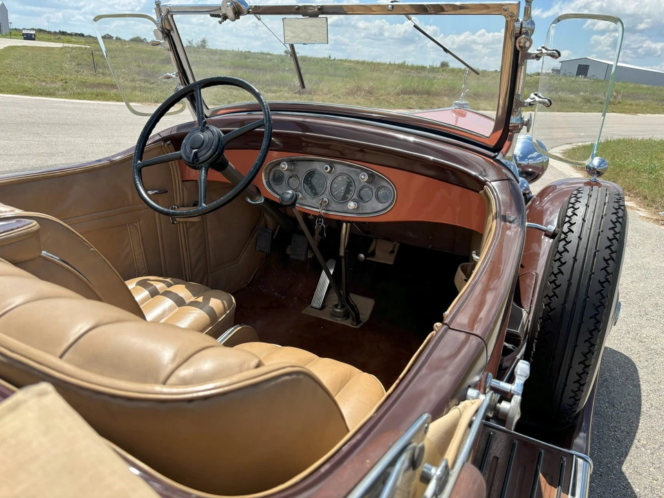 1931 Cadillac V-12 - Image 29 of 31