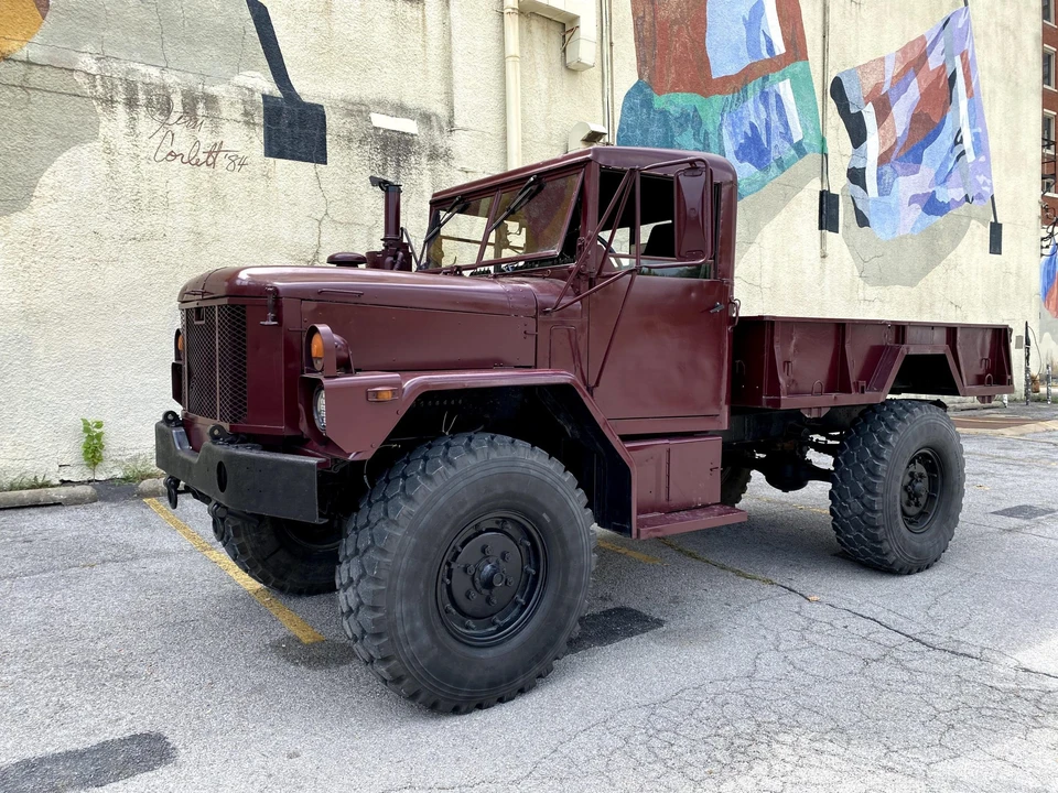 AM General - Image 5 of 31