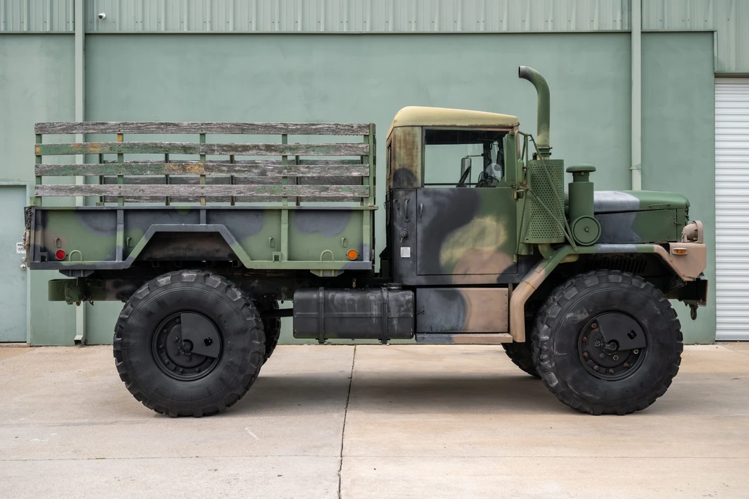 AM General - Image 7 of 31