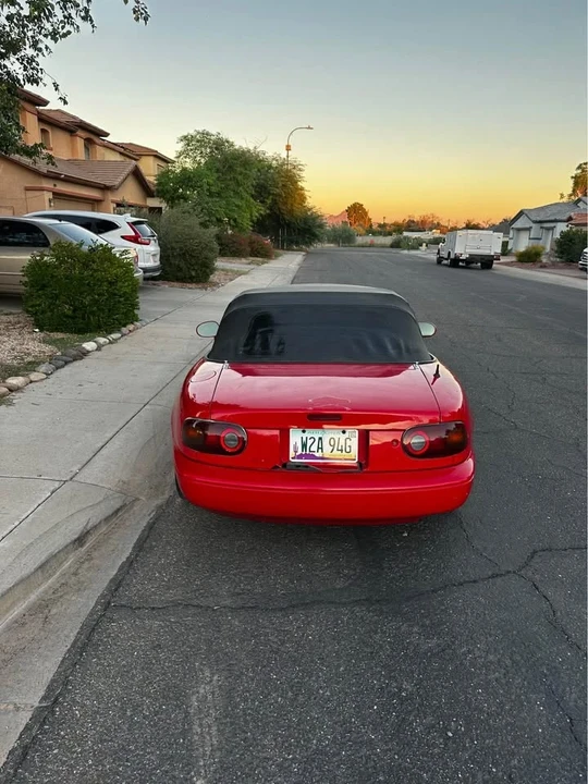 1990 Mazda NA MX-5 Miata - Image 6 of 10