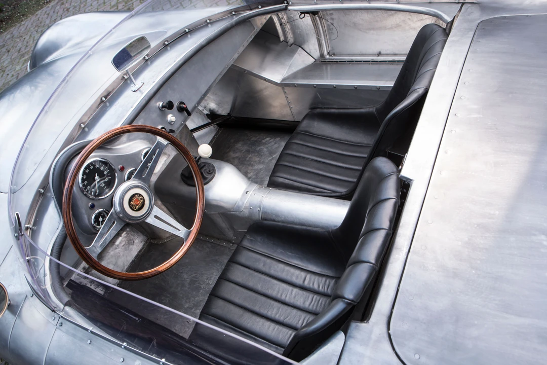 1500 Borgward Isabella - Image 5 of 20