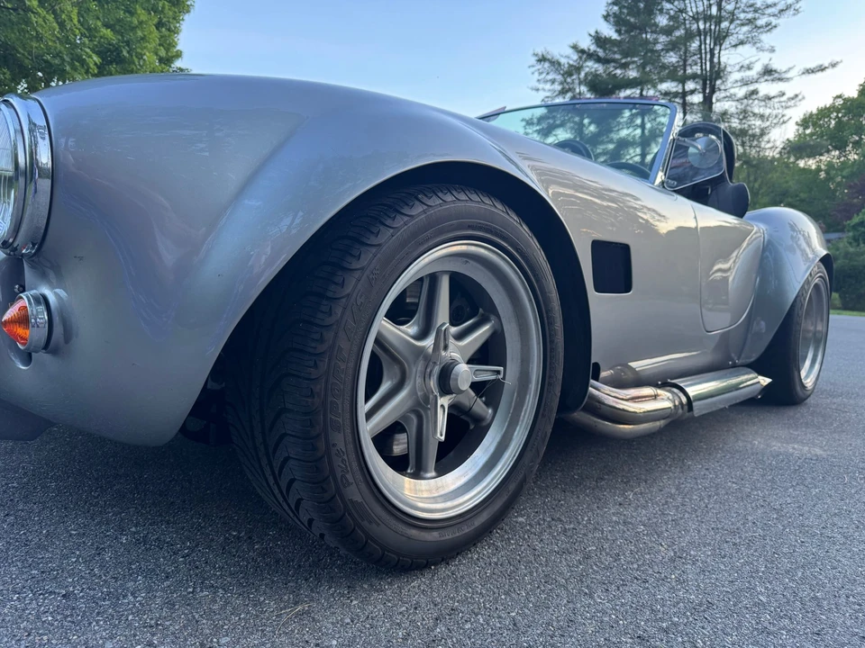 Shelby Cobra Replica - Image 16 of 31