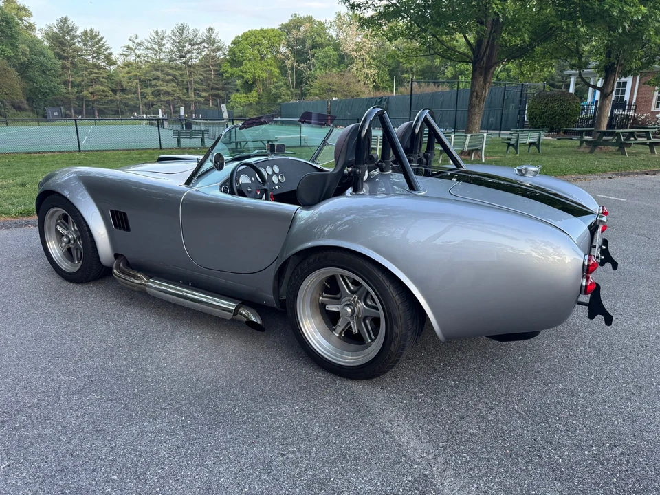 Shelby Cobra Replica - Image 6 of 31