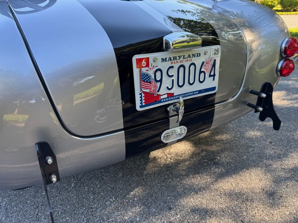 Shelby Cobra Replica - Image 23 of 31