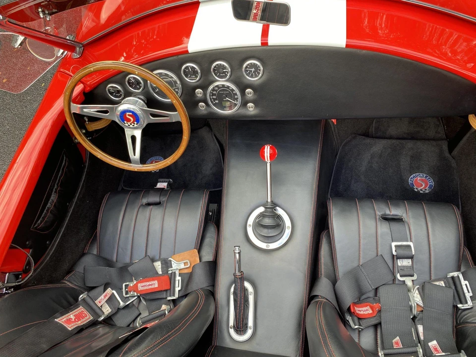 Shelby Cobra Replica - Image 25 of 31