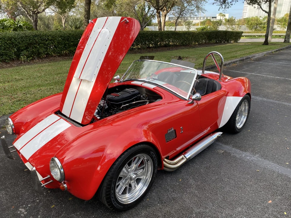 Shelby Cobra Replica - Image 9 of 31