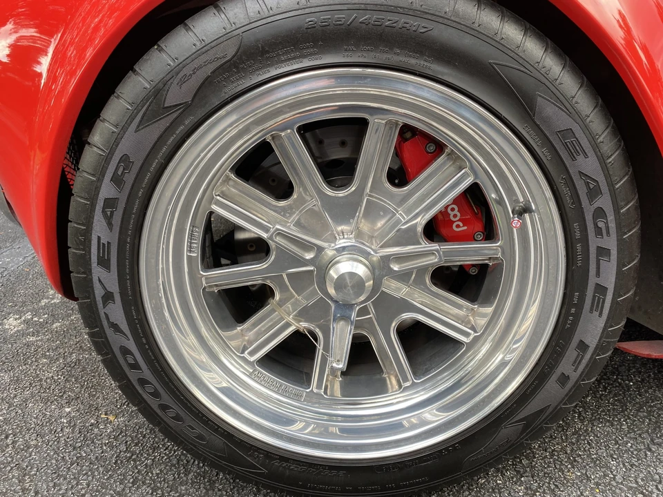 Shelby Cobra Replica - Image 20 of 31