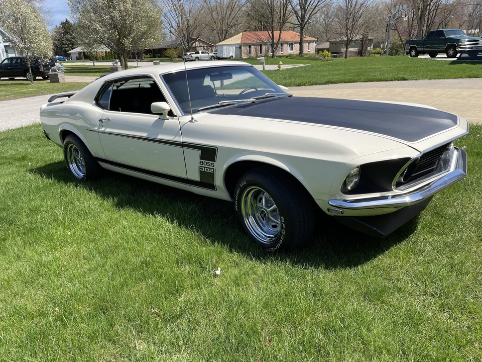 1969 Ford Mustang Boss 302 1st Gen - Image 9 of 31