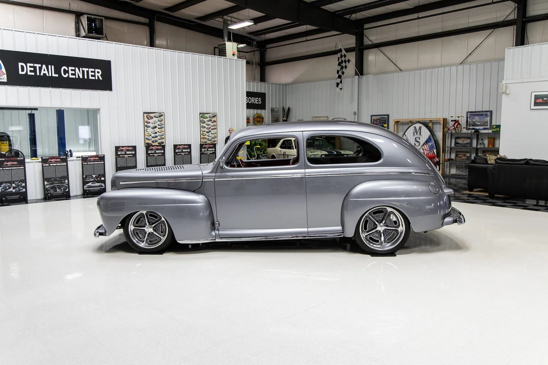 1947 Ford Standard & Deluxe & Super Deluxe - Image 25 of 31
