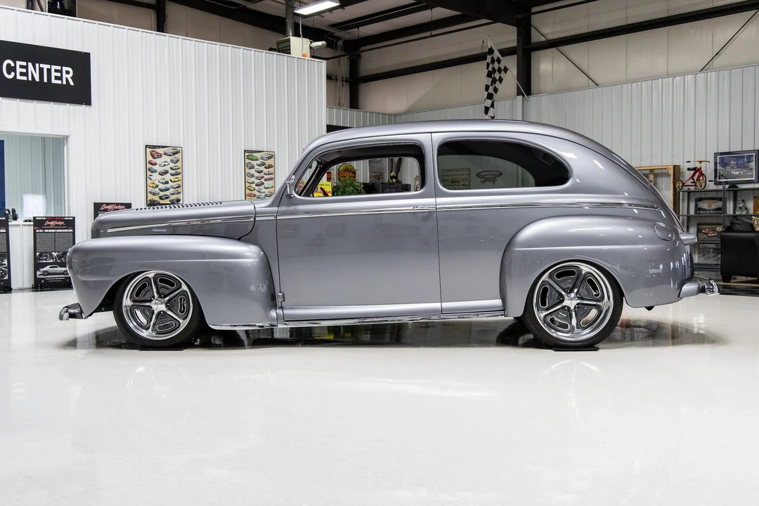 1947 Ford Standard & Deluxe & Super Deluxe - Image 29 of 31