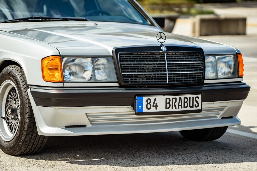 1984 Mercedes-Benz 190E - Image 18 of 31