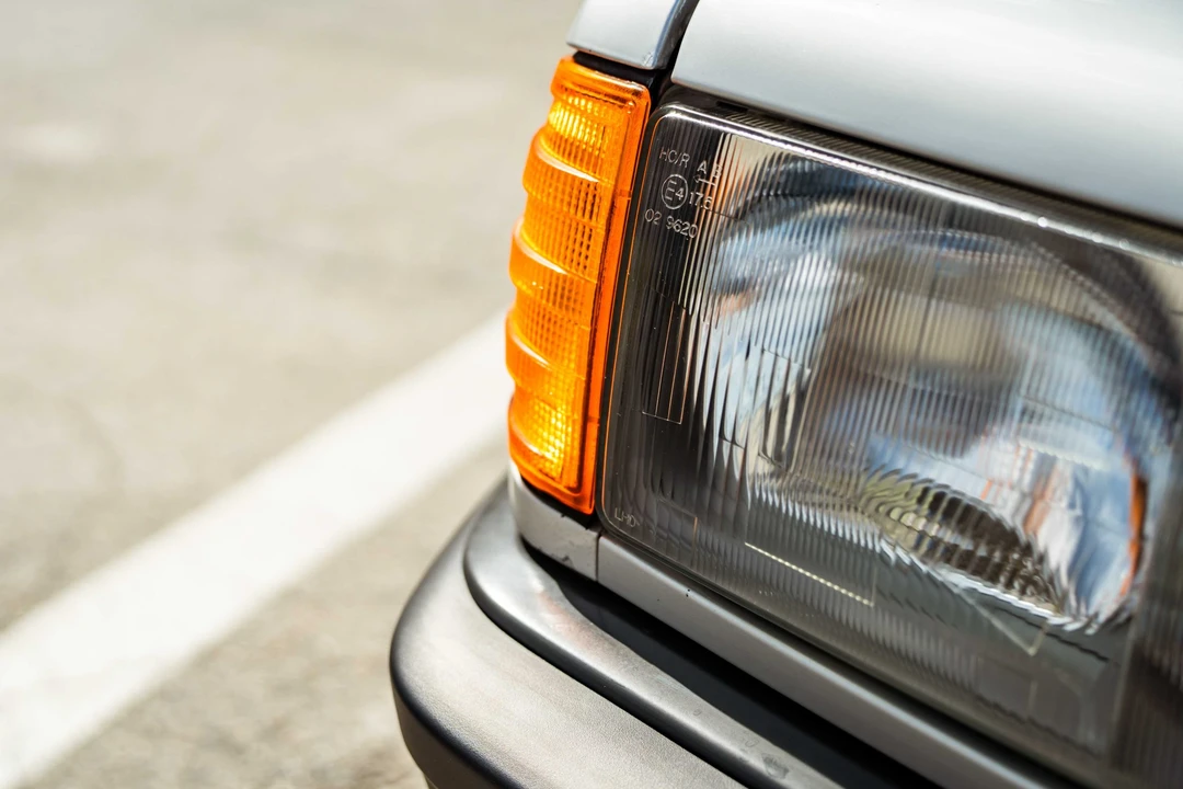 1984 Mercedes-Benz 190E - Image 30 of 31
