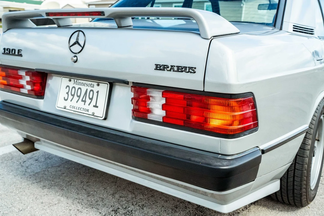1984 Mercedes-Benz 190E - Image 26 of 31