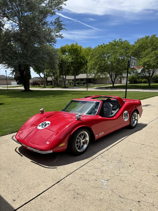 Bradley - Image 3 of 31