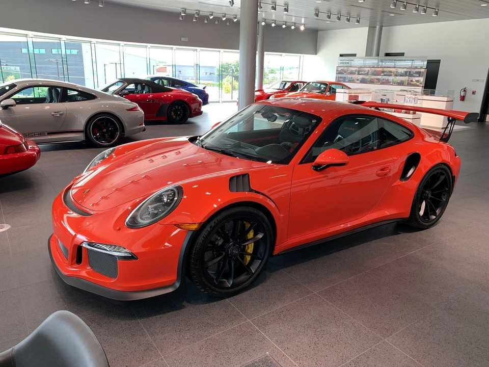 2016 Porsche 991 GT3 RS - Image 2 of 17