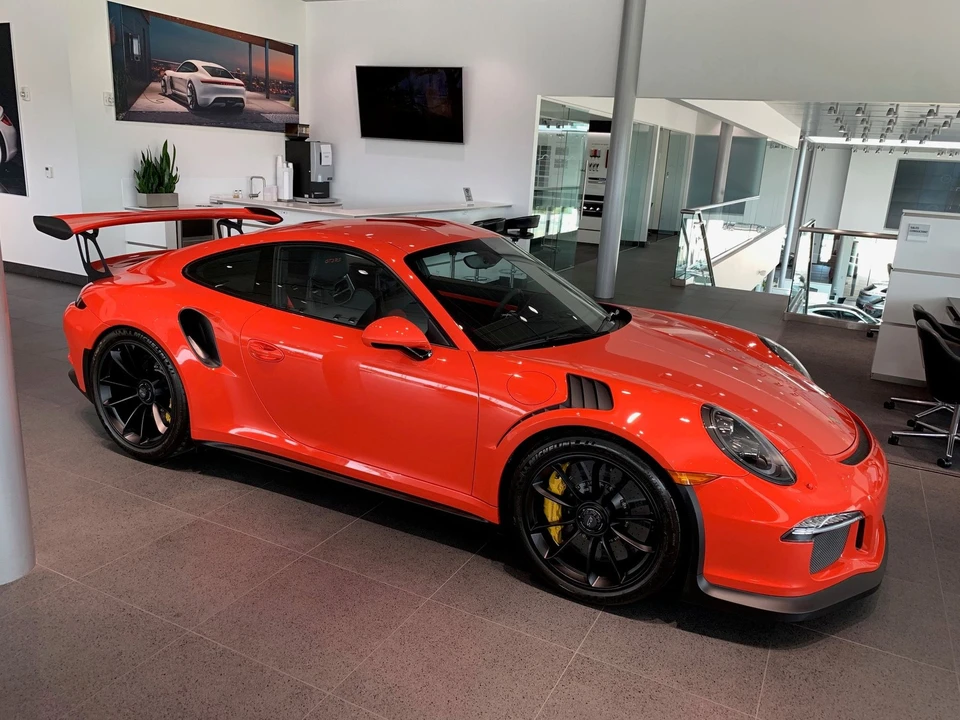 2016 Porsche 991 GT3 RS - Image 3 of 17