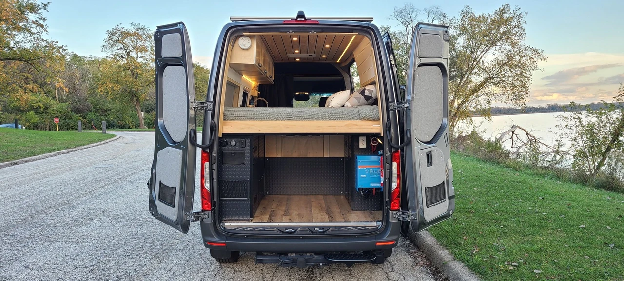 2020 Mercedes-Benz VS30 Sprinter - Image 10 of 10
