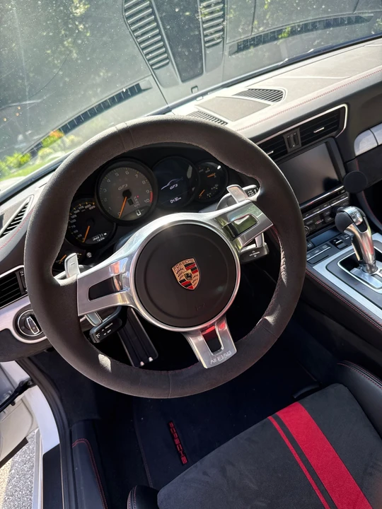 2015 Porsche 991 GT3 - Image 18 of 18