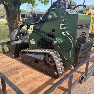 Brand New Mini Skidsteer