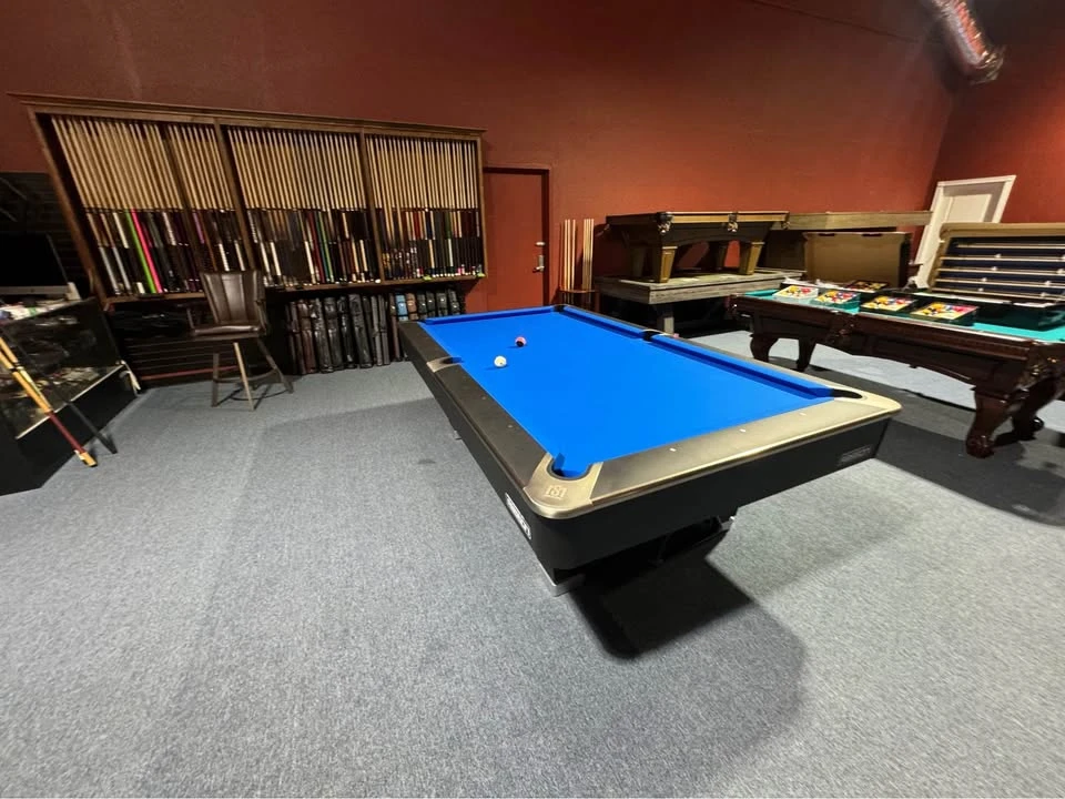 Rossion - Image 2 of 4
