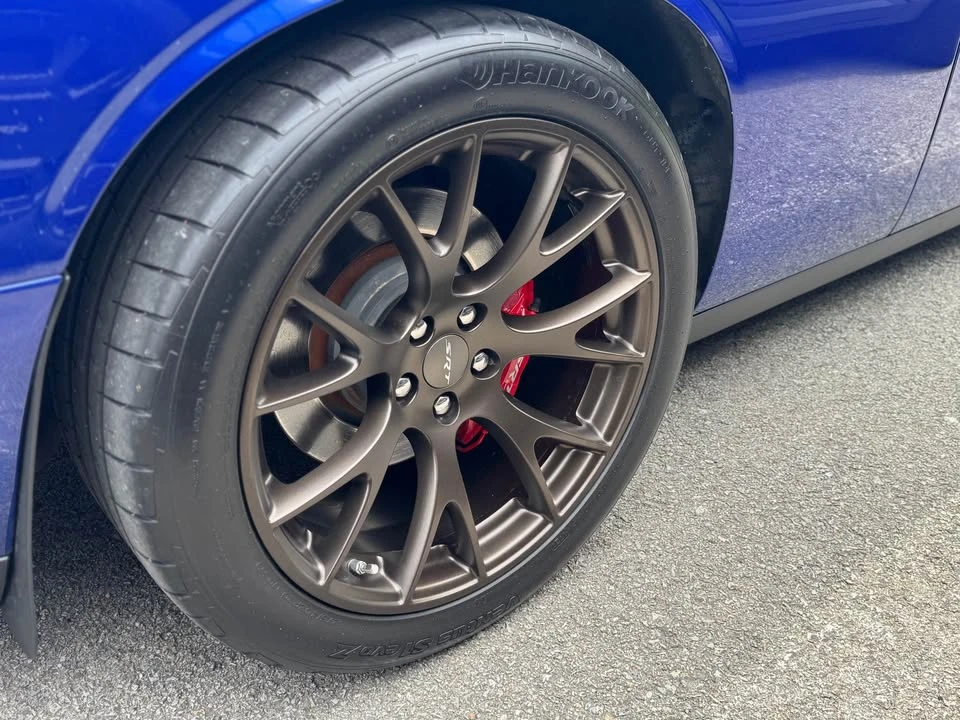 Dodge Challenger SRT Hellcat 3rd Gen - Image 8 of 10