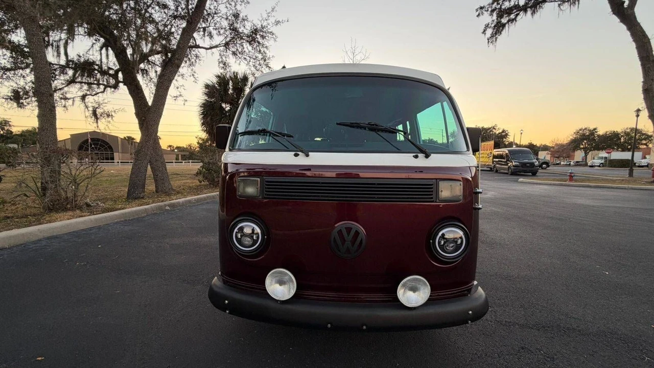 1999 Volkswagen Bay-Window Bus - Image 4 of 11