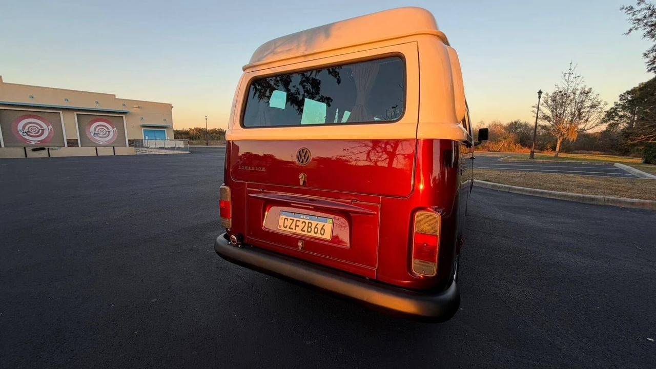 1999 Volkswagen Bay-Window Bus - Image 5 of 11