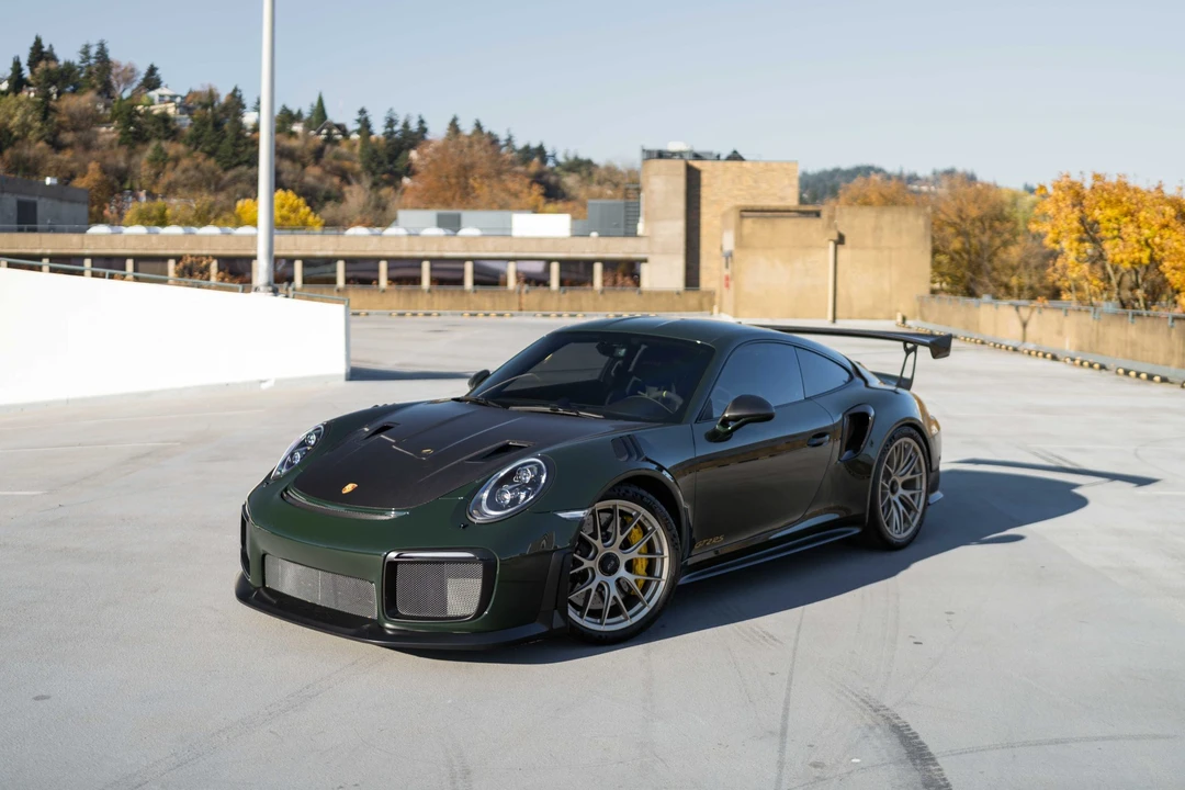 2018 Porsche 991 GT2 RS - Image 2 of 31