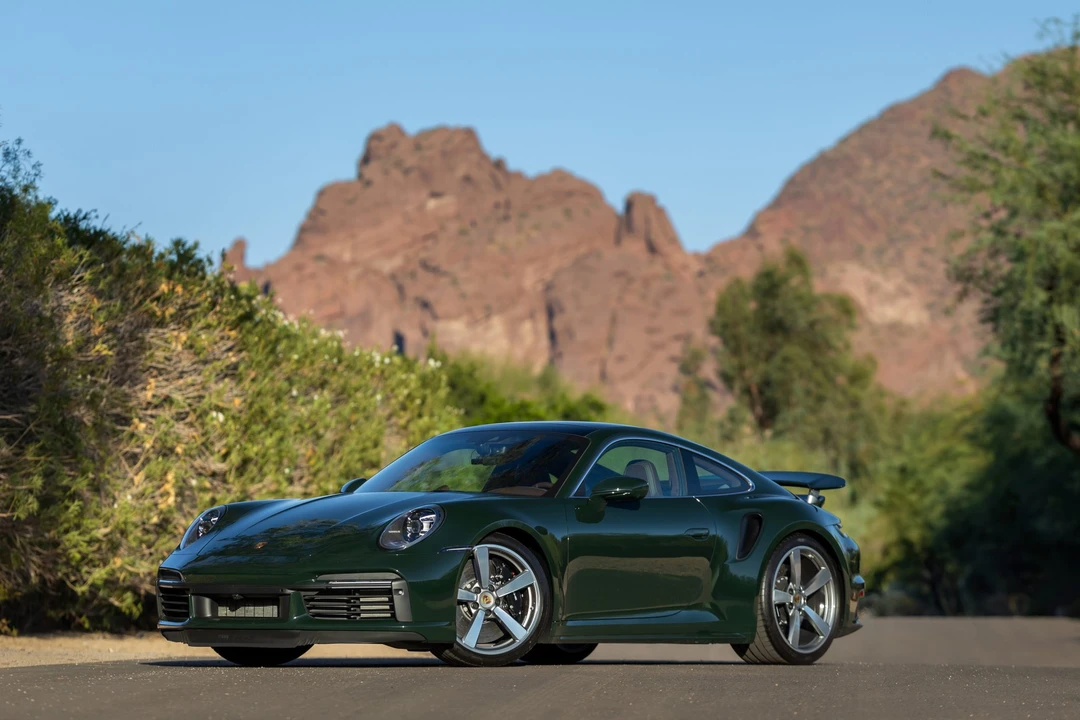 2022 Porsche 992 Turbo - Image 28 of 31