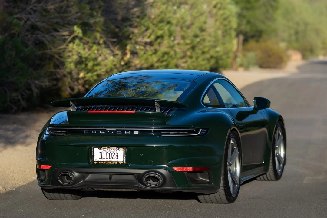 2022 Porsche 992 Turbo - Image 14 of 31