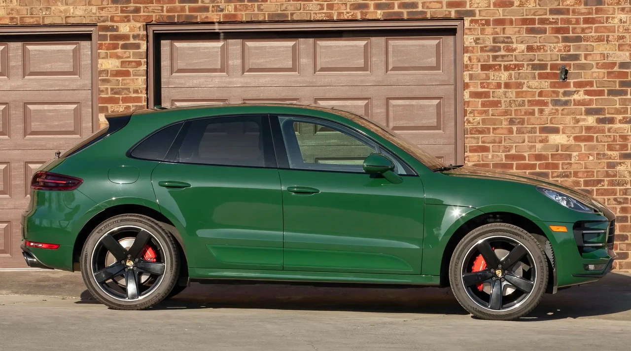 2018 Porsche Macan Turbo - Image 2 of 6