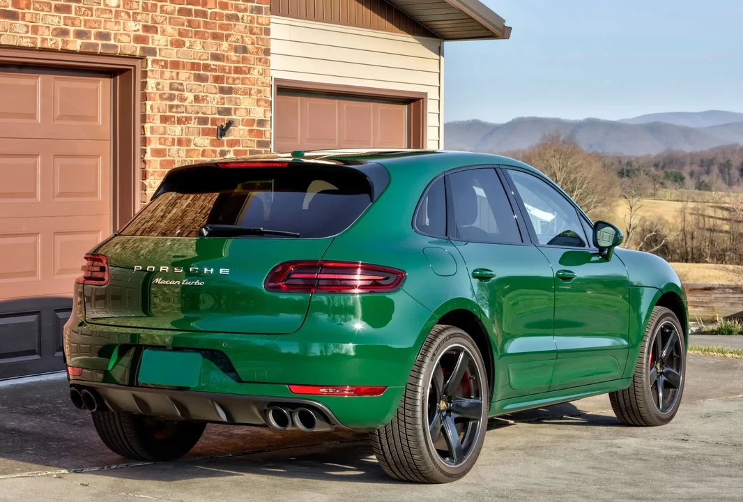 2018 Porsche Macan Turbo - Image 3 of 6