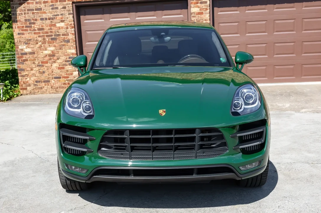 2018 Porsche Macan Turbo - Image 5 of 6