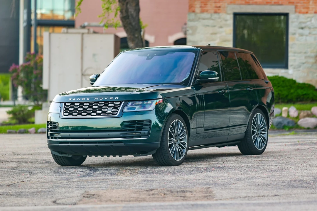 2020 Land Rover Range Rover L405 - Image 2 of 31