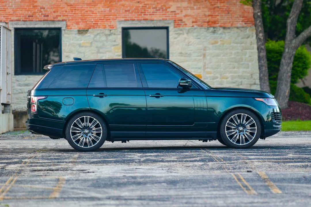 2020 Land Rover Range Rover L405 - Image 16 of 31