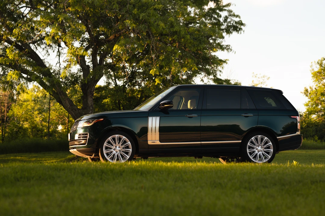 2020 Land Rover Range Rover L405 - Image 17 of 31