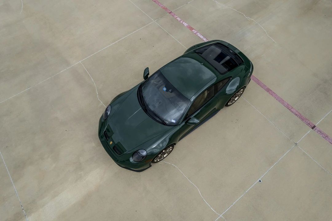 2022 Porsche 992 GT3 Touring - Image 18 of 31