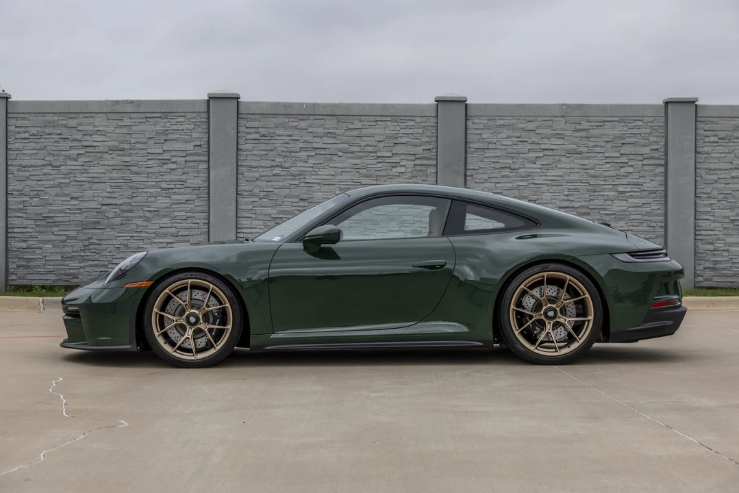 2022 Porsche 992 GT3 Touring - Image 15 of 31