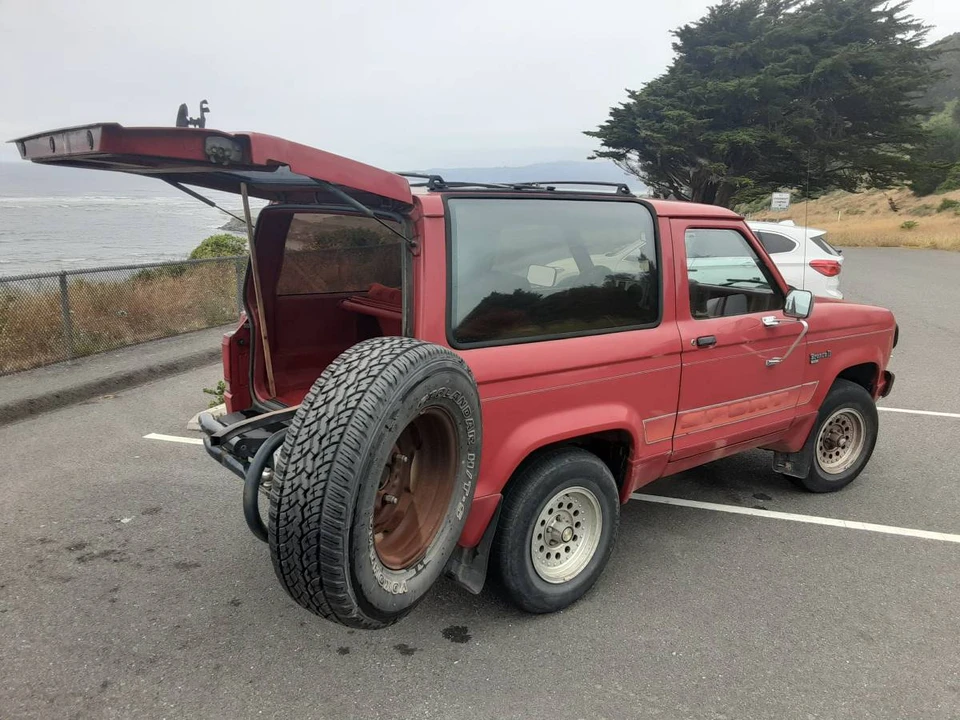 1988 Ford Bronco II - Image 17 of 24