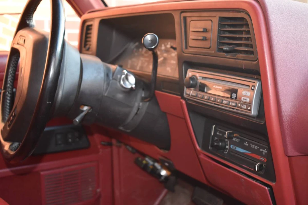 1990 Ford Bronco II - Image 8 of 9