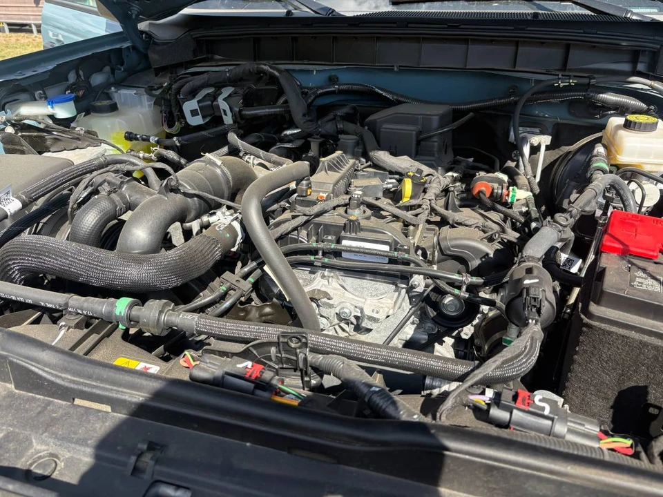 2022 Ford Bronco 6th Gen - Image 12 of 13