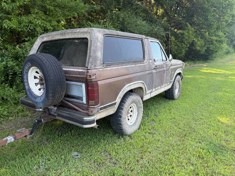 1982 Ford Bronco 3rd Gen - Image 3 of 8