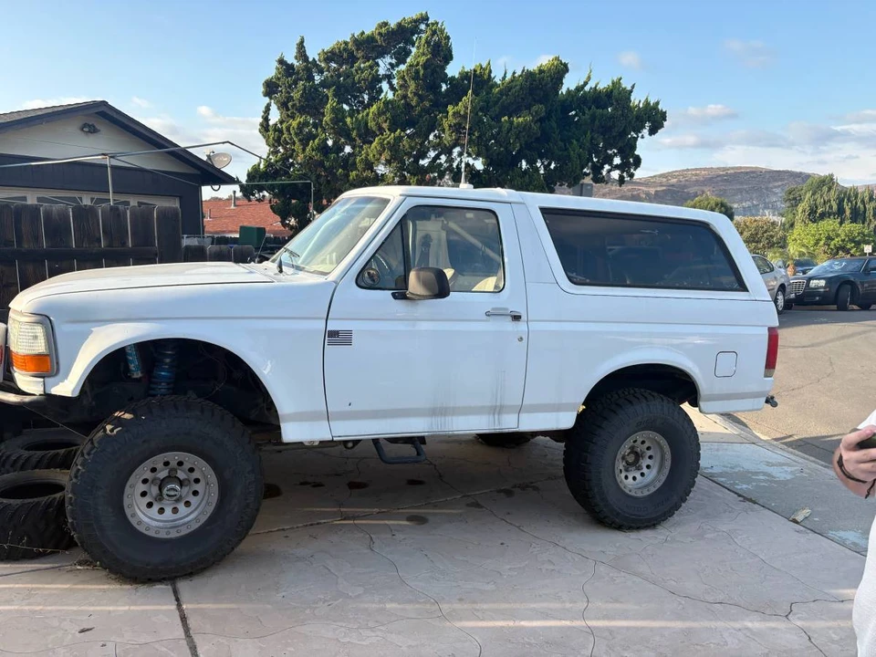 1991 Ford Bronco 4th Gen - Image 10 of 10