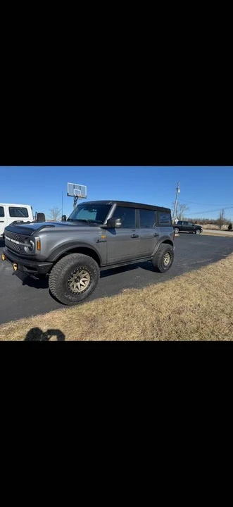 2022 Ford Bronco 6th Gen - Image 2 of 12