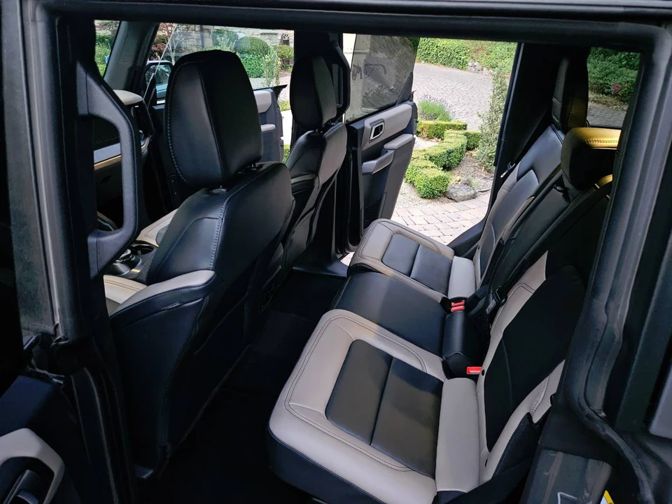 2023 Ford Bronco 6th Gen - Image 20 of 24