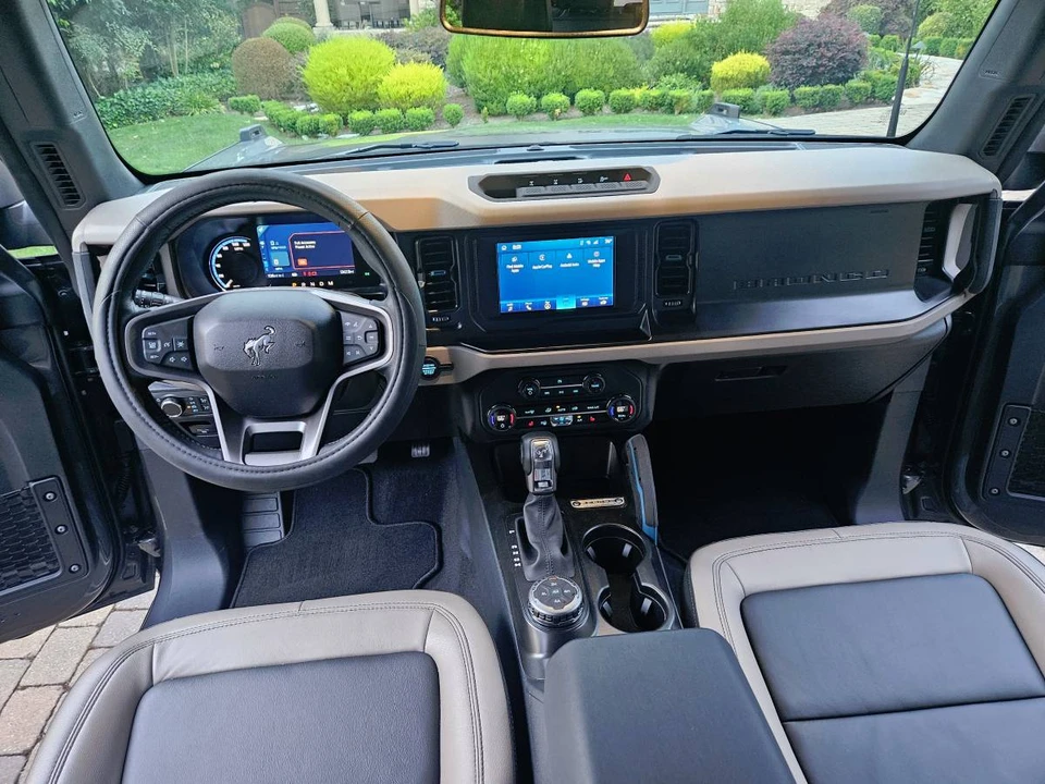 2023 Ford Bronco 6th Gen - Image 12 of 24