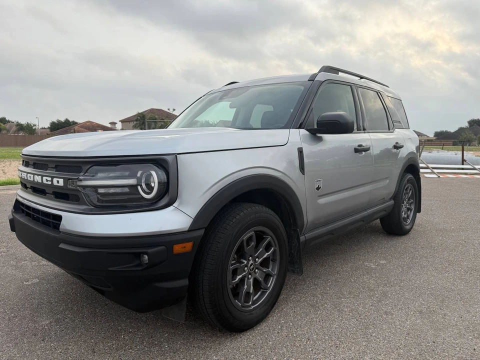 2023 Ford Bronco Sport - Image 2 of 11